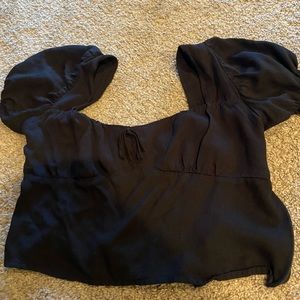 puff sleeve crop top